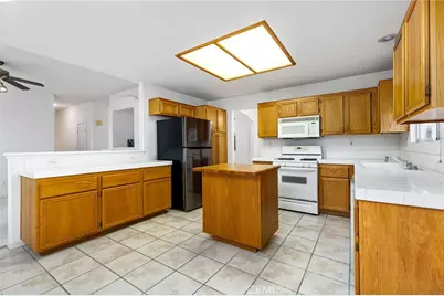 39894 Avenida Miguel Oeste, Murrieta, CA 92563 - Photo 12