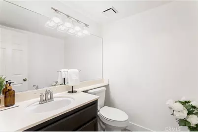 24550 Camino Meridiana, Murrieta, CA 92562 - Photo 18