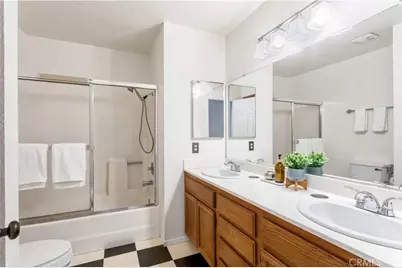 24550 Camino Meridiana, Murrieta, CA 92562 - Photo 30