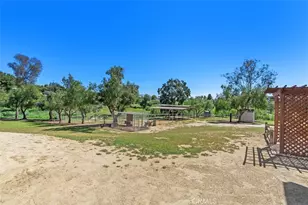 37790 Los Alamos Rd, Murrieta, CA 92563 - Photo 44