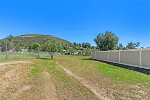 37790 Los Alamos Rd, Murrieta, CA 92563 - Photo 34