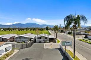 530 W Devonshire Ave, Hemet, CA 92543 - Photo 26