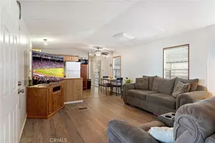 530 W Devonshire Ave, Hemet, CA 92543 - Photo 10