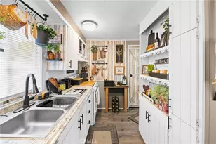 31130 S General Kearny Rd, Temecula, CA 92591 - Photo 14