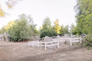 37450 Downey Rd, Temecula, CA 92592 - Photo 34