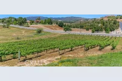 36475 Avenida La Cresta, Murrieta, CA 92562 - Photo 12