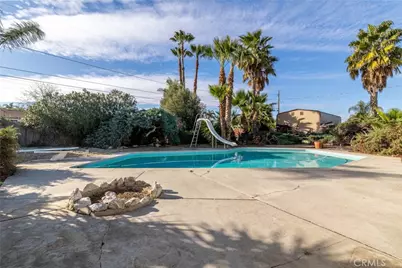 1098 Richards, Perris, CA 92571 - Photo 2