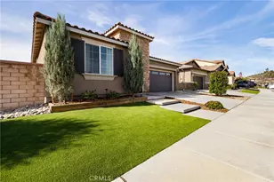 29807 Saddle Ranch Pl, Menifee, CA 92584 - Photo 4