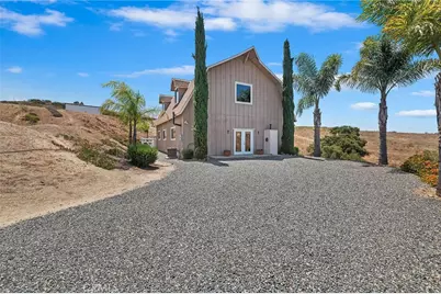 38101 Via Lobato, Temecula, CA 92592 - Photo 48