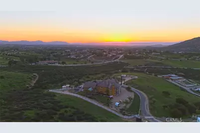 38101 Via Lobato, Temecula, CA 92592 - Photo 2