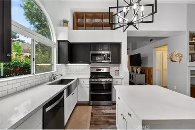 31648 Corte Esparza, Temecula, CA 92592 - Photo 12