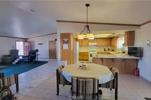 8756 Oakwood Ave, Hesperia, CA 92345 - Photo 6