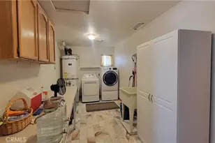 8756 Oakwood Ave, Hesperia, CA 92345 - Photo 16