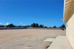 8756 Oakwood Ave, Hesperia, CA 92345 - Photo 54