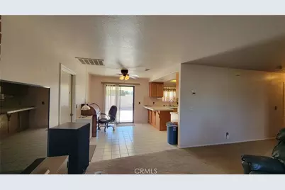 8756 Oakwood Avenue, Hesperia, CA 92345 - Photo 38