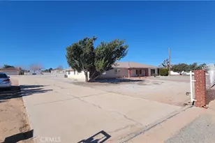 8756 Oakwood Ave, Hesperia, CA 92345 - Photo 2