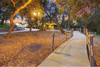 38595 Via Del Oso, Temecula, CA 92592 - Photo 10