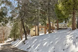 337 Lookout, Twin Peaks, CA 92391 - Photo 32