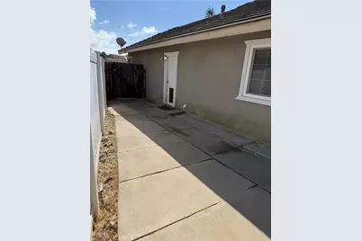 22322 Hillshore Court, Wildomar, CA 92595 - Photo 12