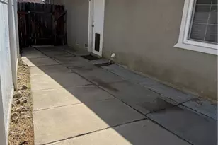 22322 Hillshore Ct, Wildomar, CA 92595 - Photo 12