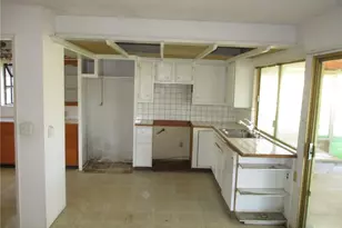 560 W 10th St, Perris, CA 92570 - Photo 10