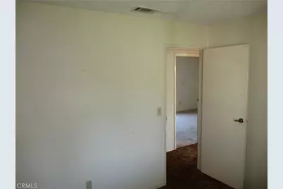 560 W 10th Street, Perris, CA 92570 - Photo 14