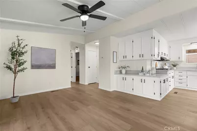 307 S Smith Avenue #5, Corona, CA 92882 - Photo 14