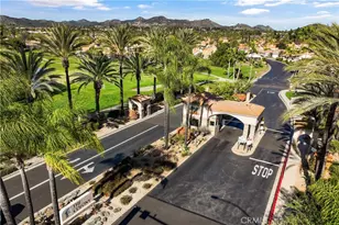 40465 Via Camposeco, Murrieta, CA 92562 - Photo 18