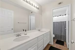 23634 Saratoga Springs, Murrieta, CA 92562 - Photo 20