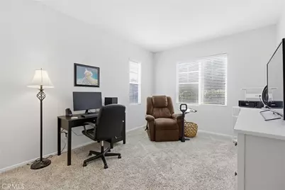 23634 Saratoga Springs, Murrieta, CA 92562 - Photo 16