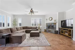 23634 Saratoga Springs, Murrieta, CA 92562 - Photo 10