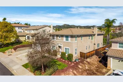 23634 Saratoga Springs, Murrieta, CA 92562 - Photo 42