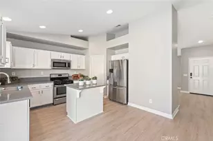 36798 Blanc Ct, Winchester, CA 92596 - Photo 8