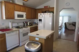 27250 Murrieta, Menifee, CA 92586 - Photo 10