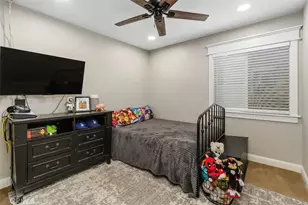 31429 Amsterdam, Winchester, CA 92596 - Photo 22