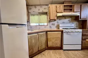 24600 Mountain Ave, Hemet, CA 92544 - Photo 8