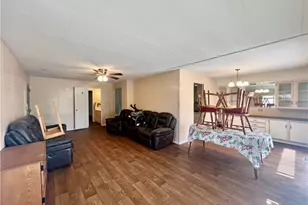 42751 E Florida Ave, Hemet, CA 92544 - Photo 10