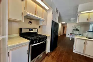 42751 E Florida Ave, Hemet, CA 92544 - Photo 14