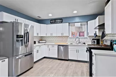 784 S Miramar, San Jacinto, CA 92583 - Photo 8