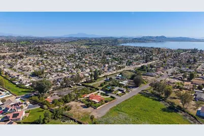 15020 Larson, Lake Elsinore, CA 92530 - Photo 34