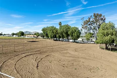 31675 Contour, Nuevo, CA 92567 - Photo 68