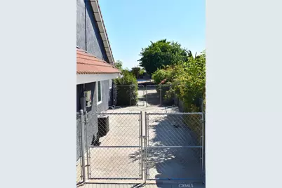 22081 Windtree, Wildomar, CA 92595 - Photo 18