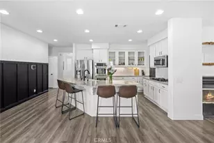 27497 Yellowwood Way, Murrieta, CA 92562 - Photo 12