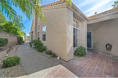 40466 Via Estrada, Murrieta, CA 92562 - Photo 6