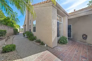 40466 Via Estrada, Murrieta, CA 92562 - Photo 6