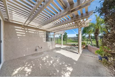 40466 Via Estrada, Murrieta, CA 92562 - Photo 10