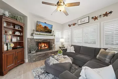 33433 Emerson Unit A, Temecula, CA 92592 - Photo 2