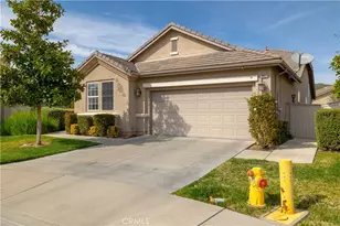 29427 Bentcreek Ct, Menifee, CA 92584 - Photo 2