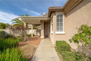 29427 Bentcreek Ct, Menifee, CA 92584 - Photo 6