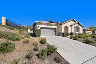 21122 Saratoga, Wildomar, CA 92595 - Photo 2